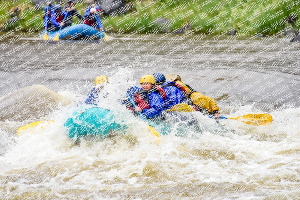 003364_RaftPics_Los-RIOS_June-14_BOX-_LA_Boat-2_LES4402