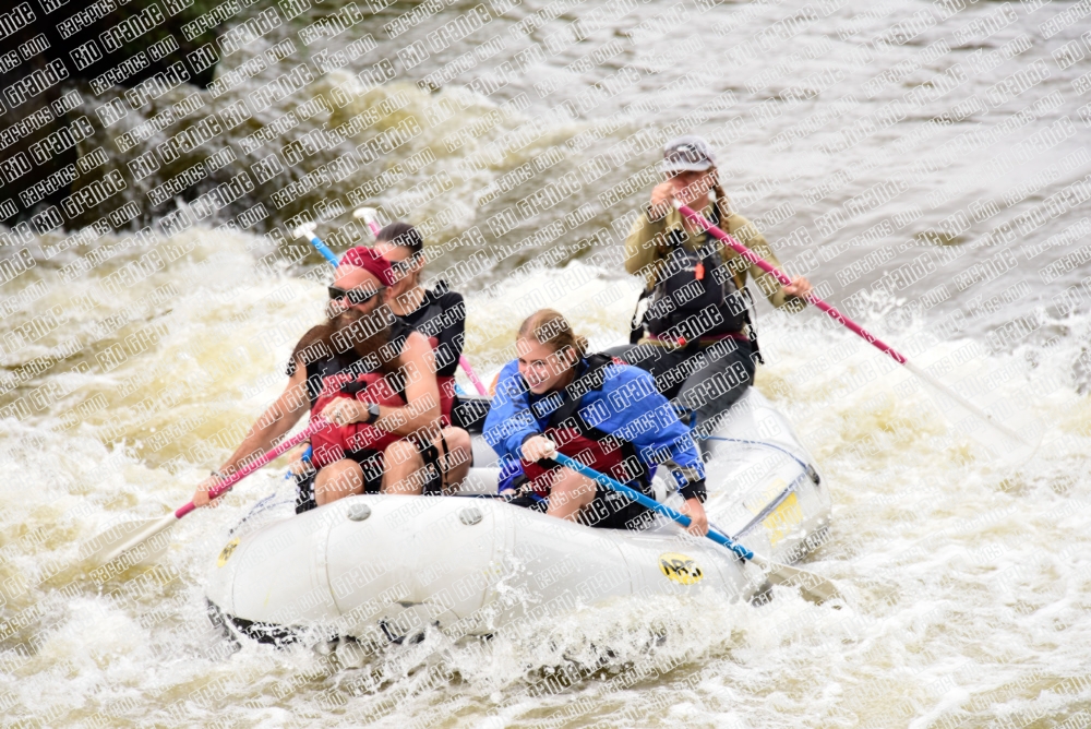 005036_RaftPics_June27_Big-River_Racecourse_PM_LA_Mads_LES5222