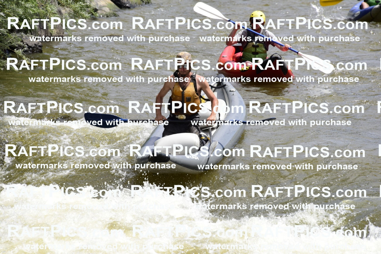 000555-July-1_Big-River_RAFT-Pics_Racecourse-AM_LA_Funyaks_LES5947