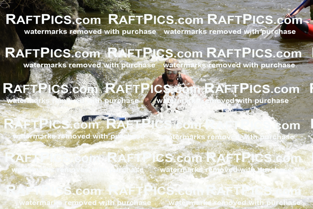 000558-July-1_Big-River_RAFT-Pics_Racecourse-AM_LA_Funyaks_LES5950