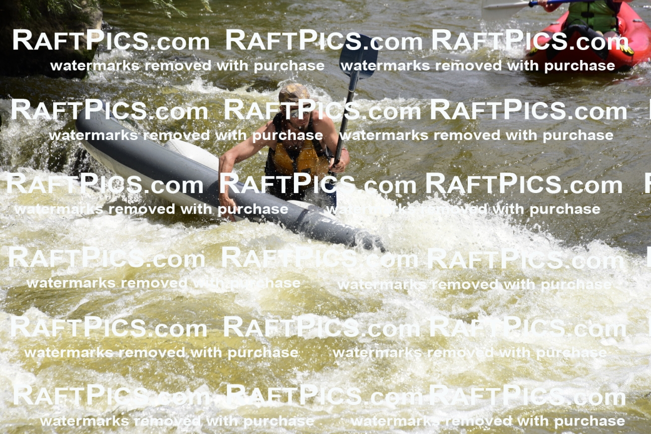 000560-July-1_Big-River_RAFT-Pics_Racecourse-AM_LA_Funyaks_LES5952