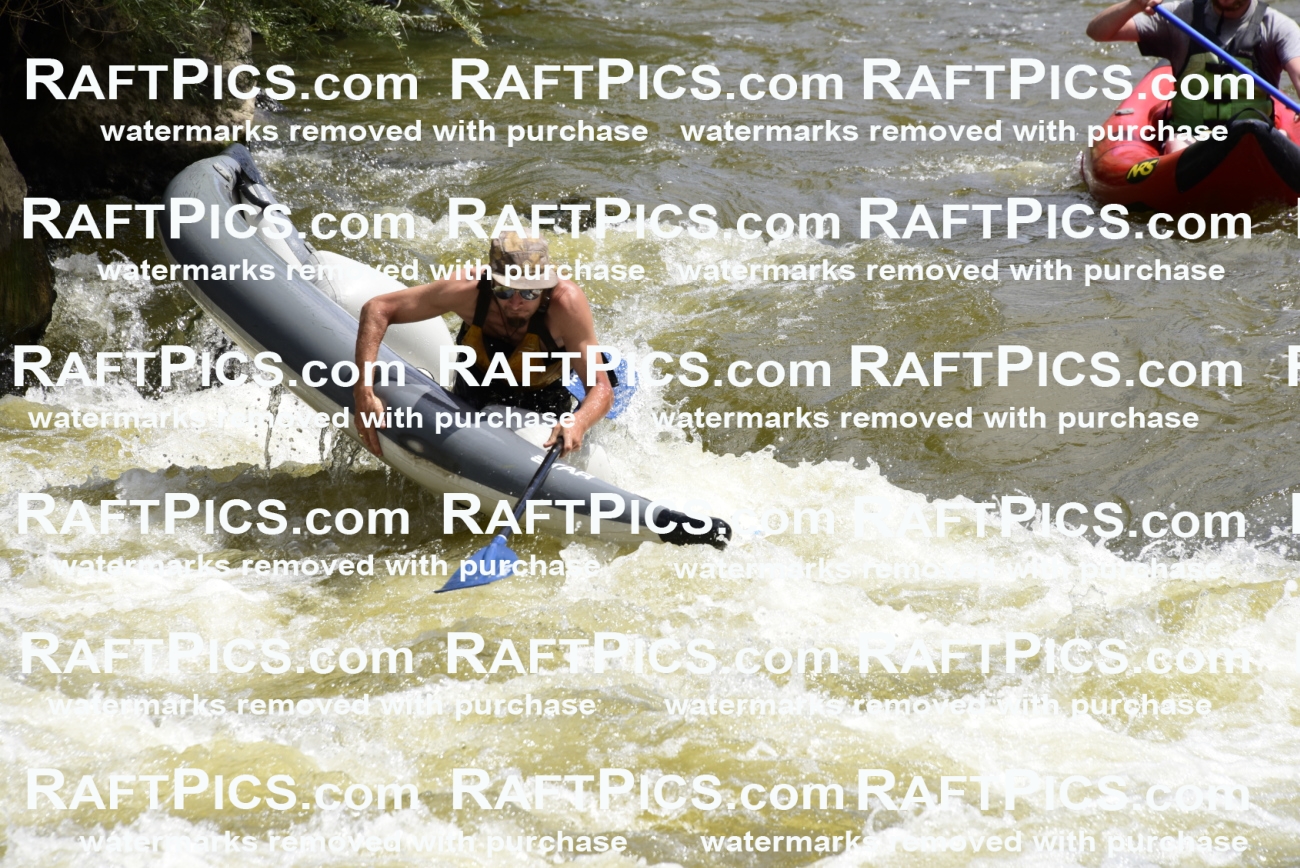 000562-July-1_Big-River_RAFT-Pics_Racecourse-AM_LA_Funyaks_LES5954