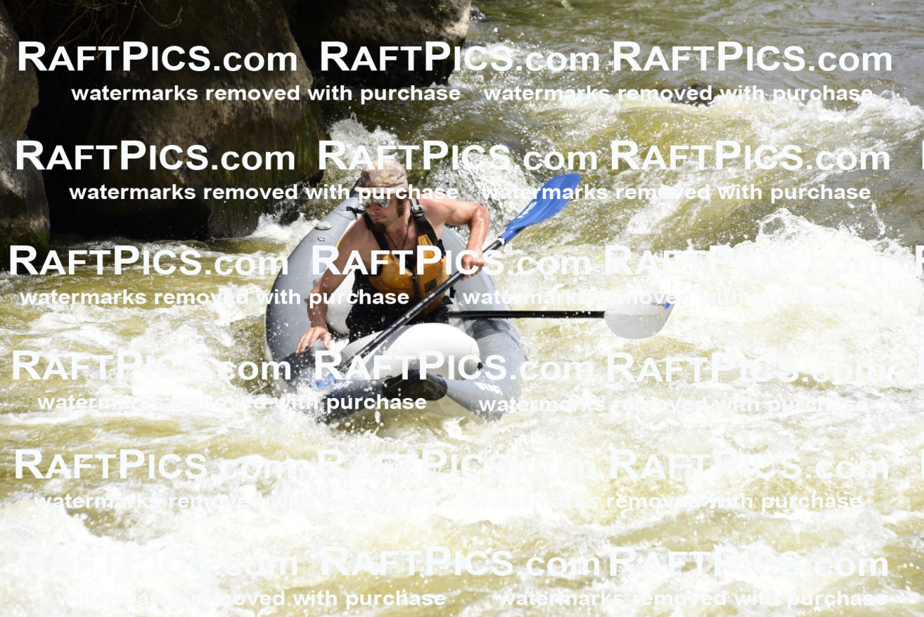 000564-July-1_Big-River_RAFT-Pics_Racecourse-AM_LA_Funyaks_LES5956