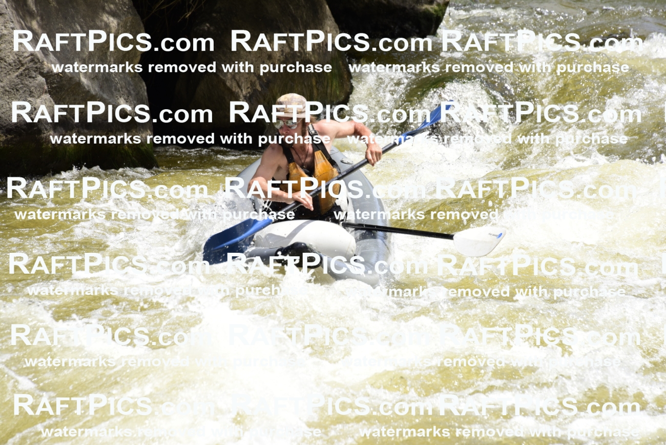 000565-July-1_Big-River_RAFT-Pics_Racecourse-AM_LA_Funyaks_LES5957