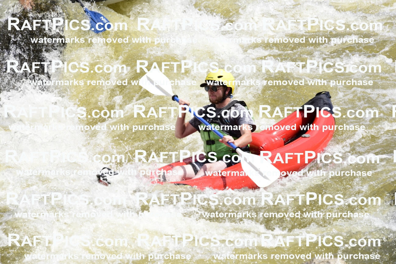 000576-July-1_Big-River_RAFT-Pics_Racecourse-AM_LA_Funyaks_LES5968