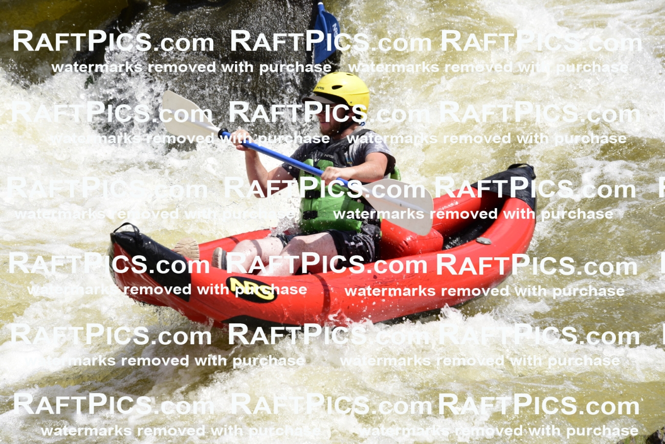 000579-July-1_Big-River_RAFT-Pics_Racecourse-AM_LA_Funyaks_LES5971