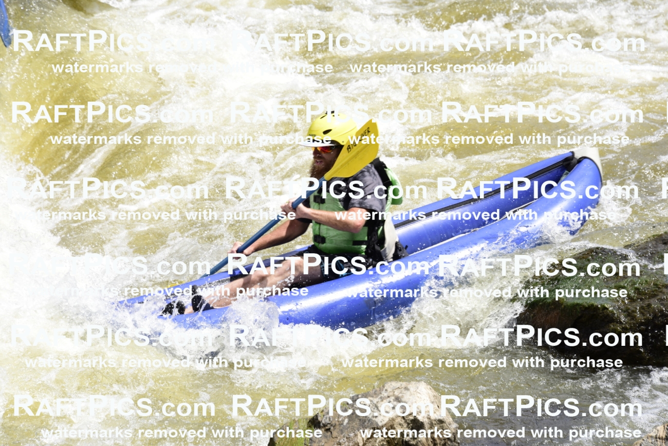 000583-July-1_Big-River_RAFT-Pics_Racecourse-AM_LA_Funyaks_LES5975