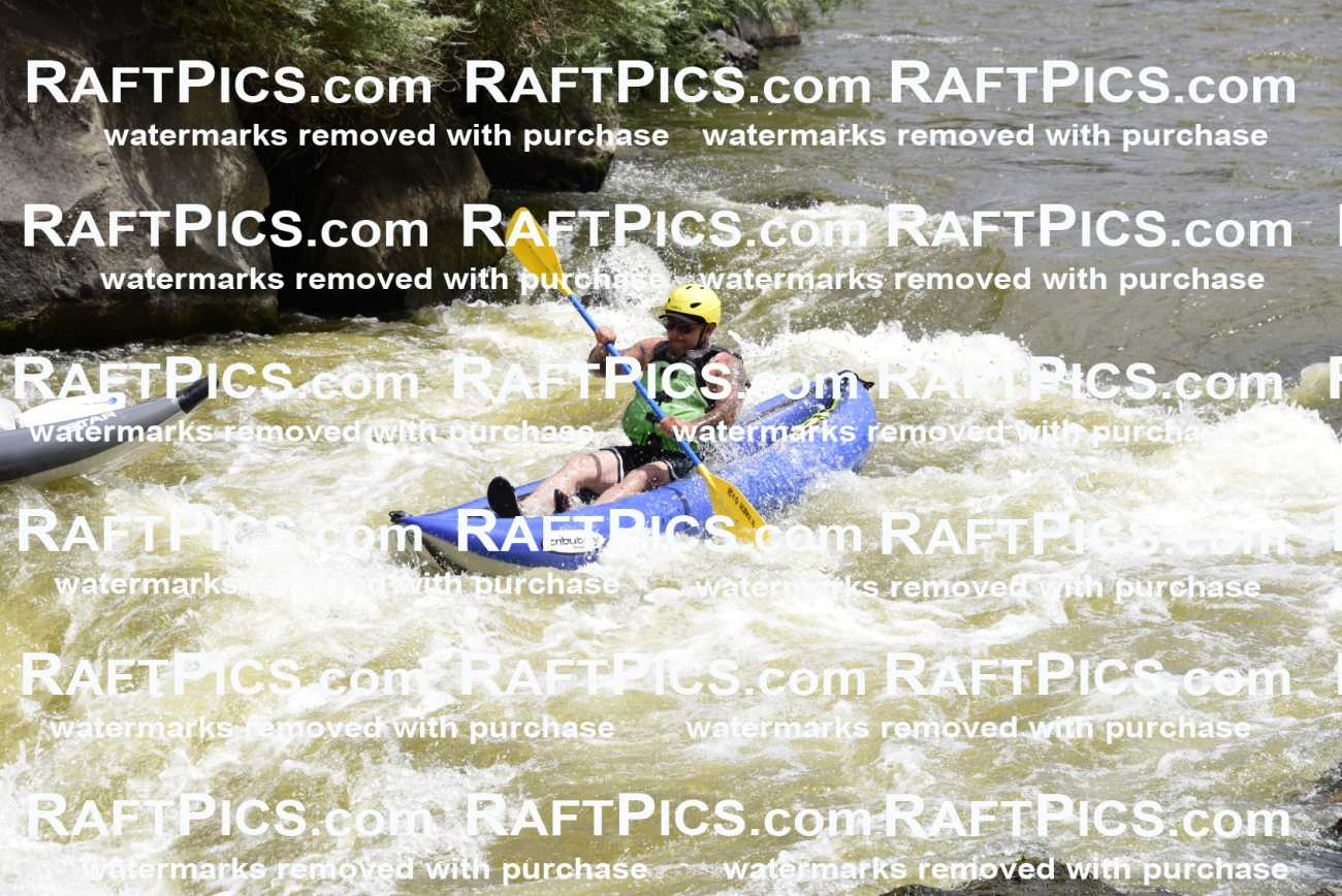 000590-July-1_Big-River_RAFT-Pics_Racecourse-AM_LA_Funyaks_LES5982