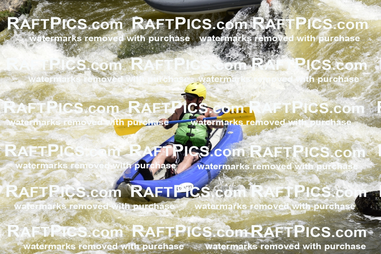 000600-July-1_Big-River_RAFT-Pics_Racecourse-AM_LA_Funyaks_LES5992