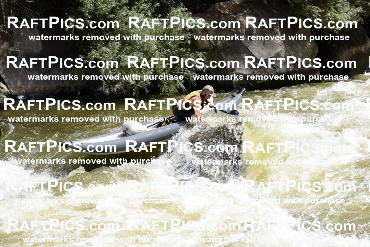 000601-July-1_Big-River_RAFT-Pics_Racecourse-AM_LA_Funyaks_LES5993