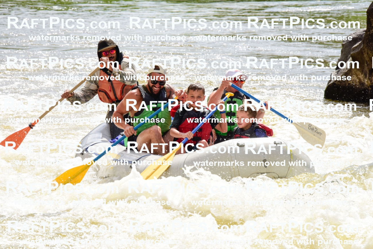 005820_RaftPics_July1_Big-River_Racecourse_PM_LA__LES6425