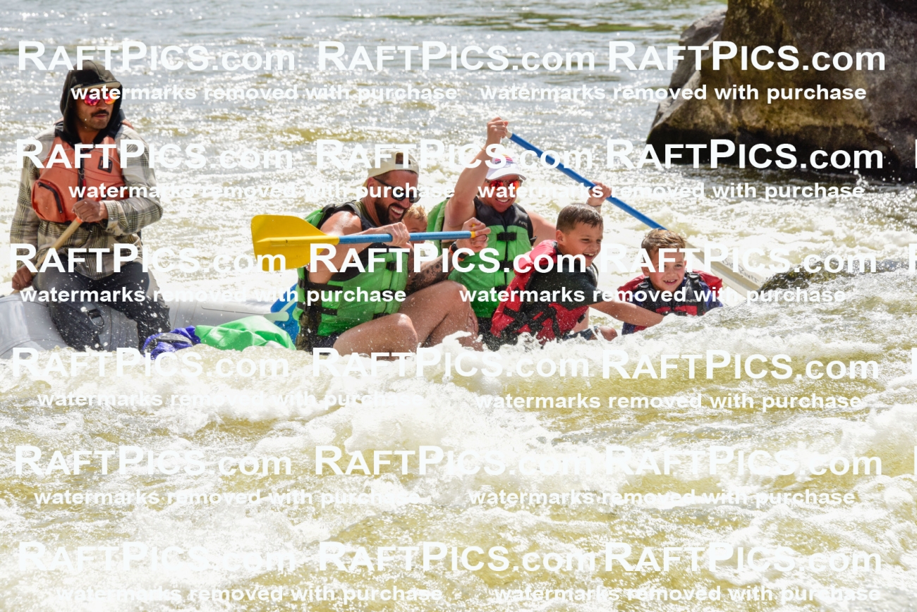 005830_RaftPics_July1_Big-River_Racecourse_PM_LA__LES6435