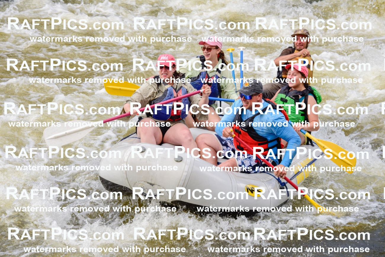 005933_RaftPics_July1_Big-River_Racecourse_PM_LA_Seth_LES6225