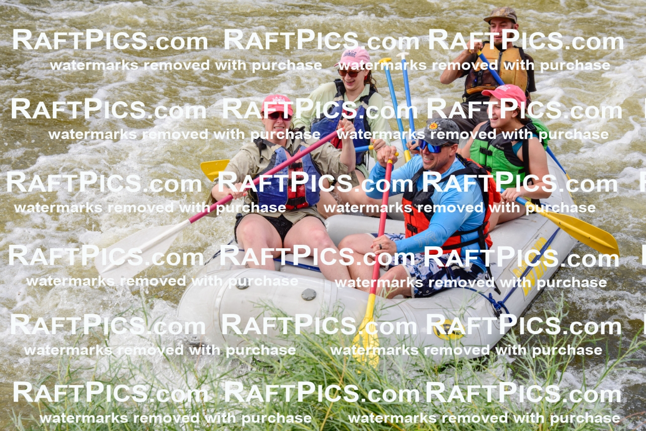 005936_RaftPics_July1_Big-River_Racecourse_PM_LA_Seth_LES6228