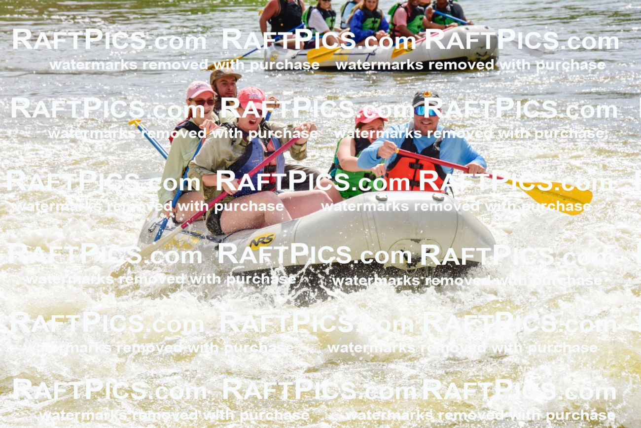 005943_RaftPics_July1_Big-River_Racecourse_PM_LA_Seth_LES6384