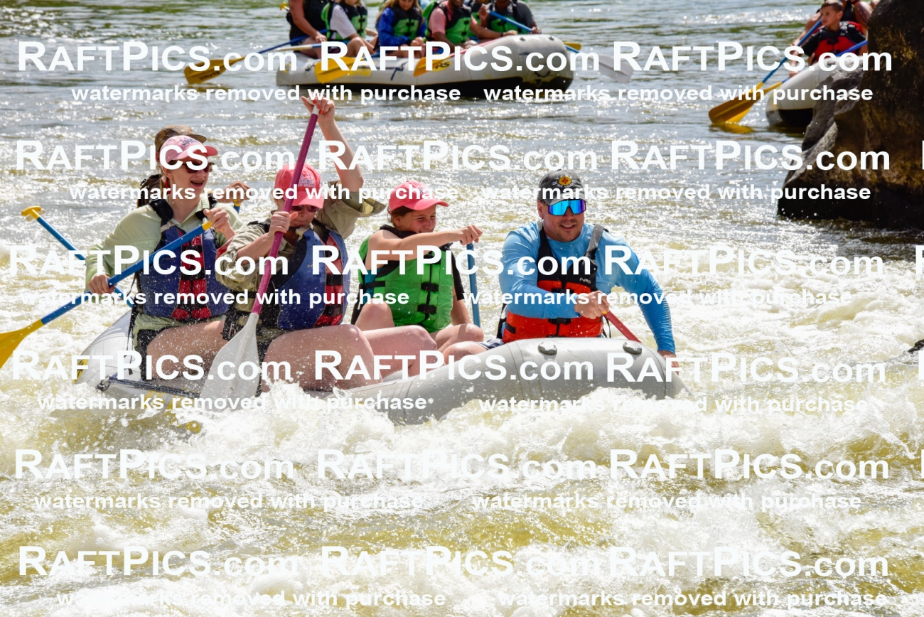 005946_RaftPics_July1_Big-River_Racecourse_PM_LA_Seth_LES6387