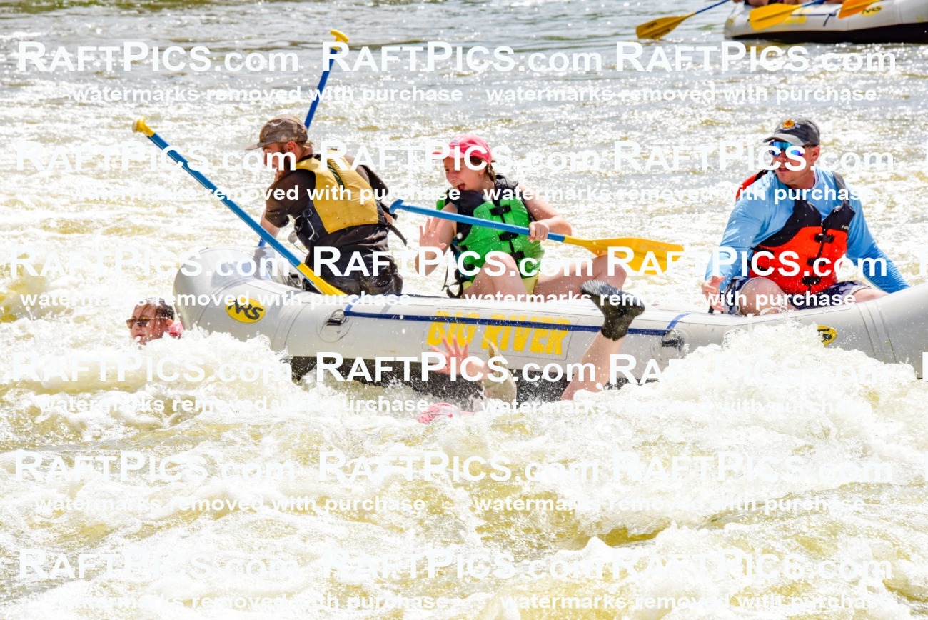 005960_RaftPics_July1_Big-River_Racecourse_PM_LA_Seth_LES6401