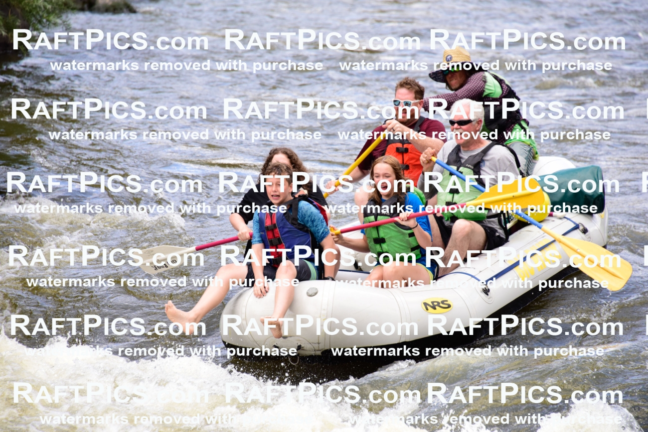 005982_RaftPics_July1_Big-River_Racecourse_PM_LA_Paris_LES6144