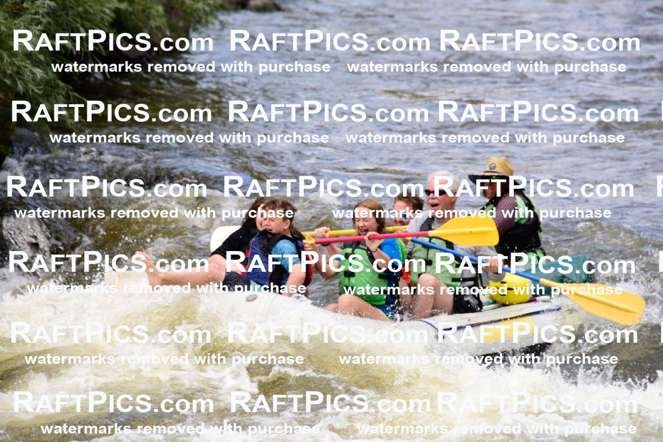 005986_RaftPics_July1_Big-River_Racecourse_PM_LA_Paris_LES6148