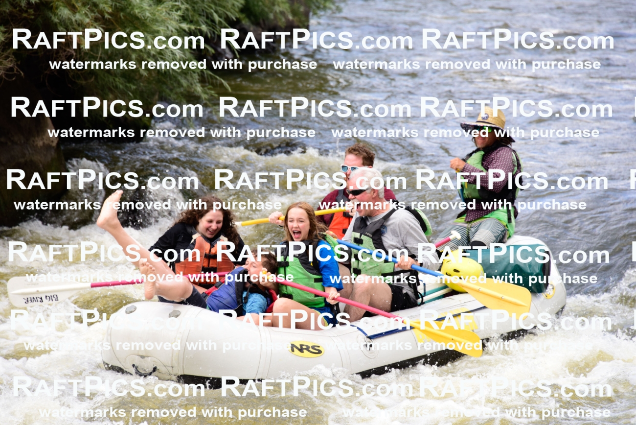 005990_RaftPics_July1_Big-River_Racecourse_PM_LA_Paris_LES6152