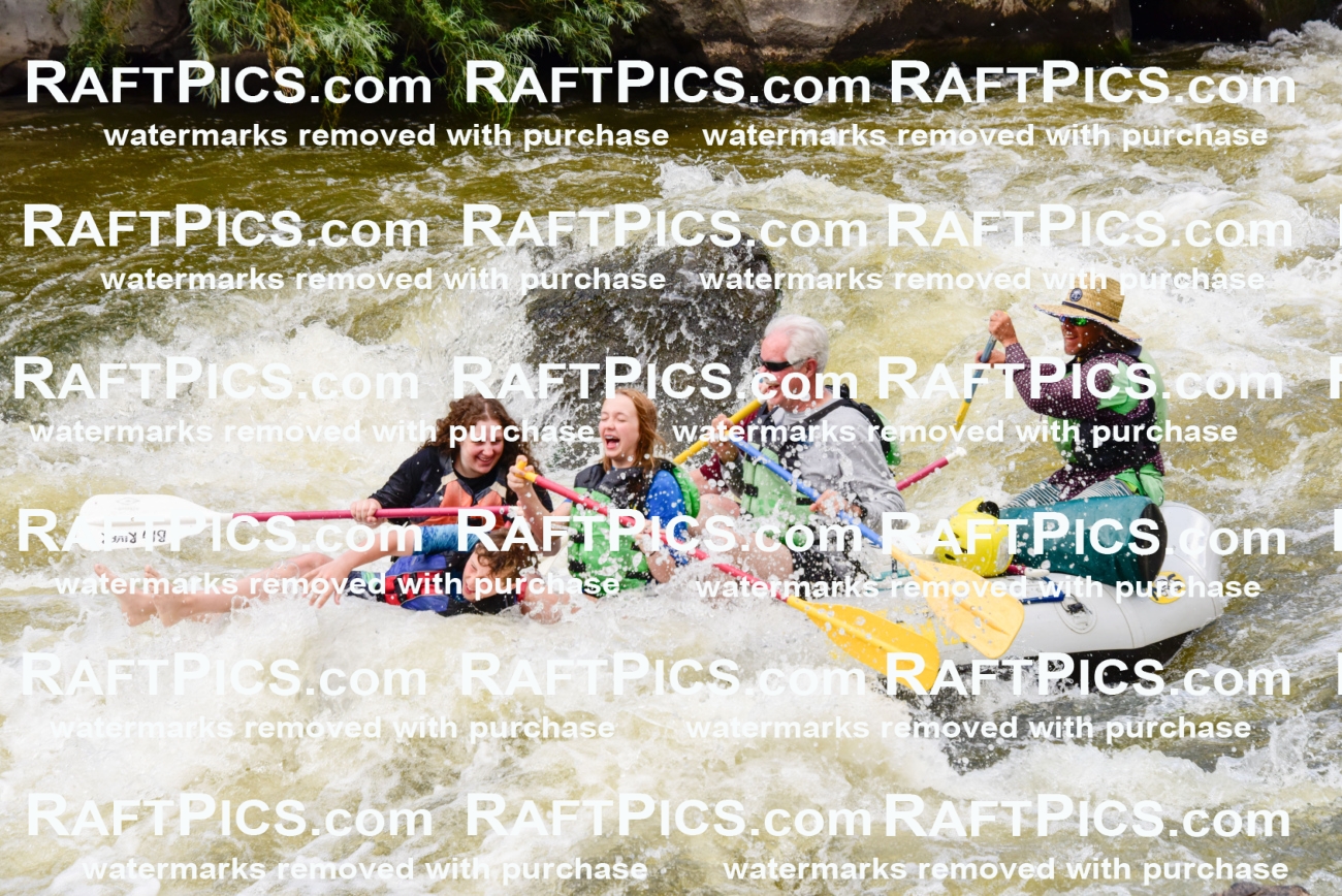 006000_RaftPics_July1_Big-River_Racecourse_PM_LA_Paris_LES6162