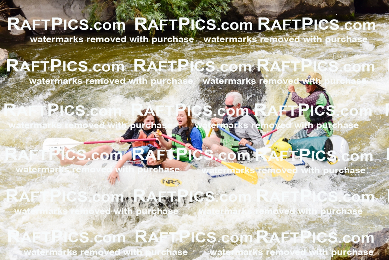 006001_RaftPics_July1_Big-River_Racecourse_PM_LA_Paris_LES6163