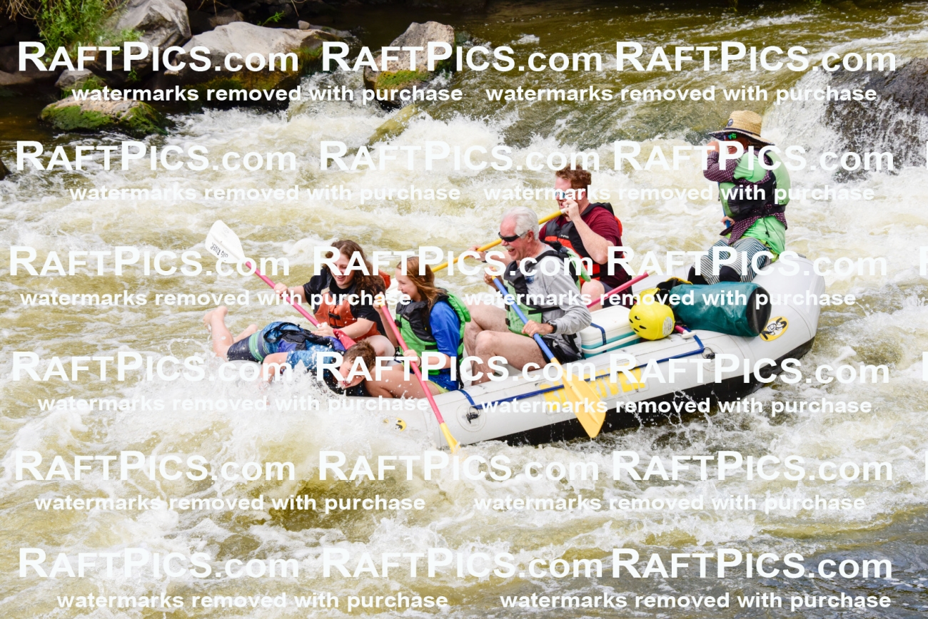 006005_RaftPics_July1_Big-River_Racecourse_PM_LA_Paris_LES6167