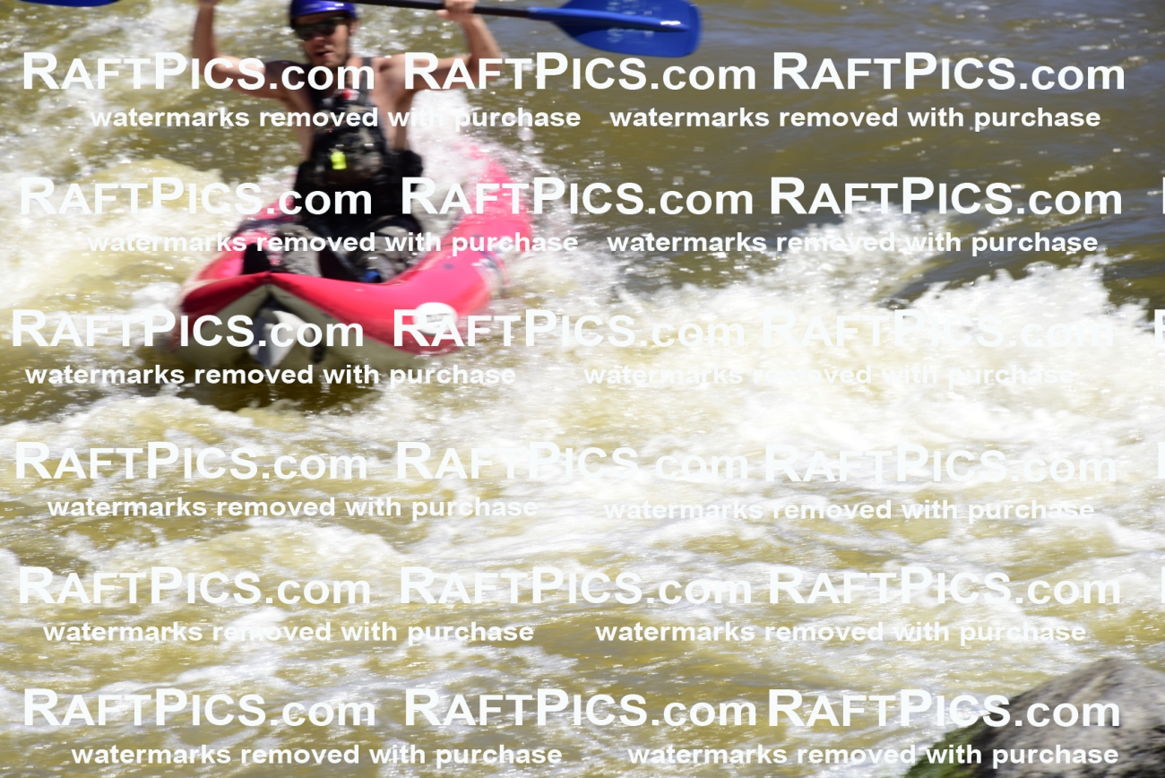 000917-July-2_Los-Rios_RAFT-Pics_Racecourse-AM_LA_funyaks__LES6593