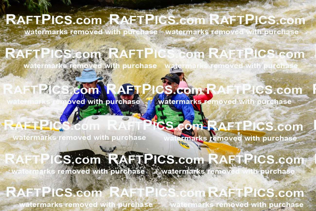 006495_RaftPics_July2_Big-River_Racecourse_PM_LA_Mags_LES6986