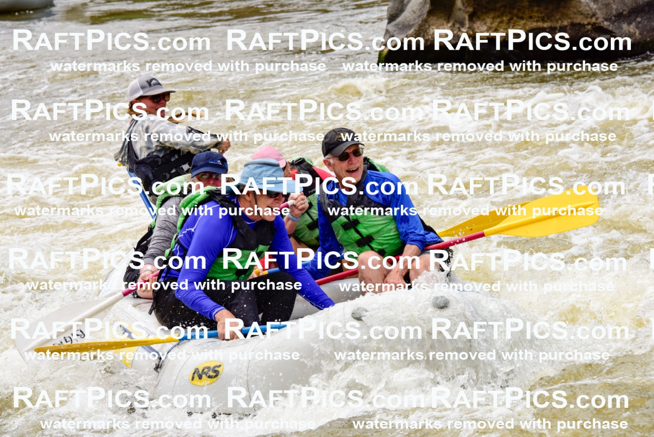 006511_RaftPics_July2_Big-River_Racecourse_PM_LA_Mags_LES7056