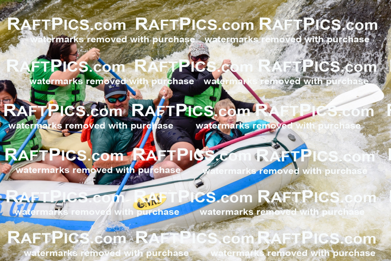 006515_RaftPics_July2_Big-River_Racecourse_PM_LA_Mags_LES7060