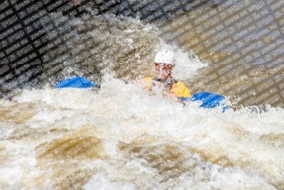 000475_May6_kayaks_RC_PM_LA_DSC0784