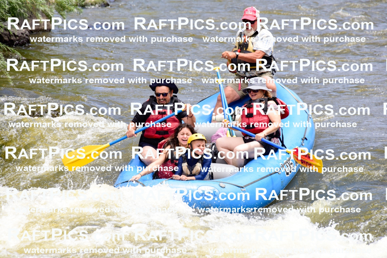 006798_RaftPics_July2_LosRios_Racecourse_PM_LA-John_LES7309