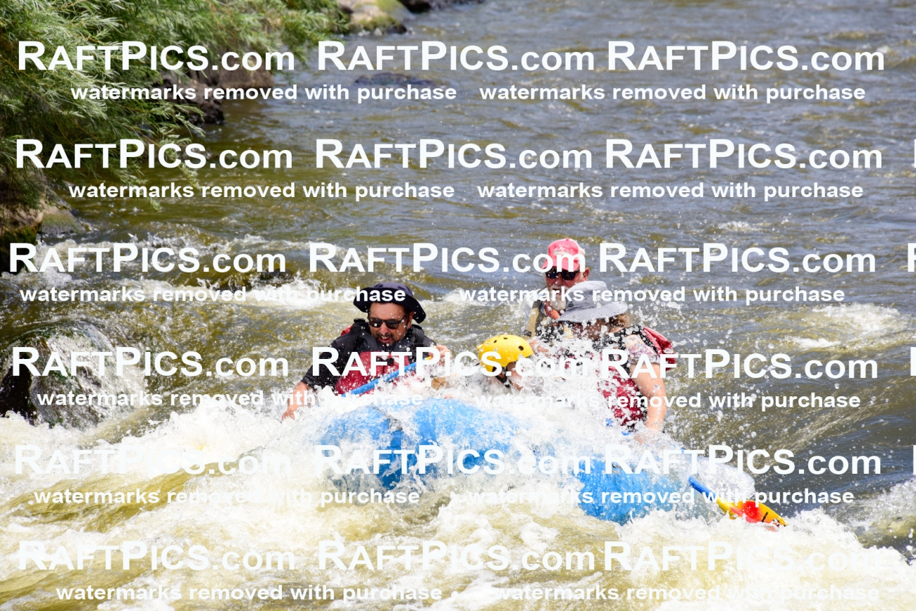 006801_RaftPics_July2_LosRios_Racecourse_PM_LA-John_LES7312