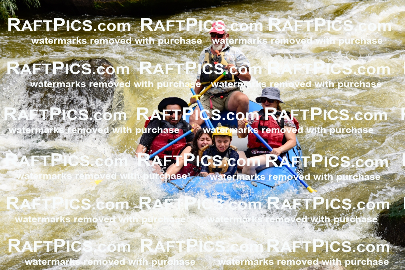 006815_RaftPics_July2_LosRios_Racecourse_PM_LA-John_LES7326