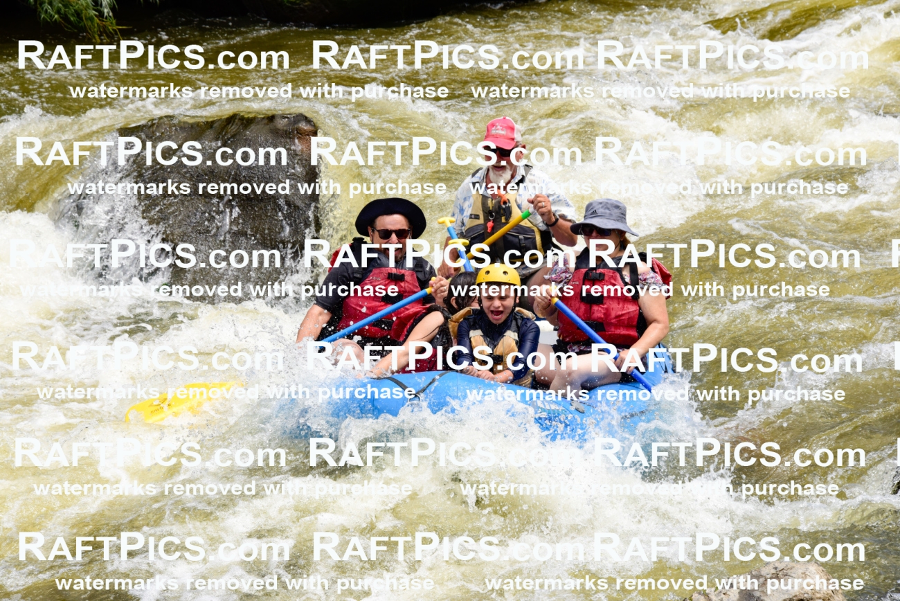 006816_RaftPics_July2_LosRios_Racecourse_PM_LA-John_LES7327