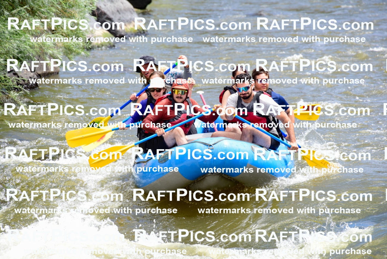 006881_RaftPics_July2_LosRios_Racecourse_PM_LA-Zack_LES7354