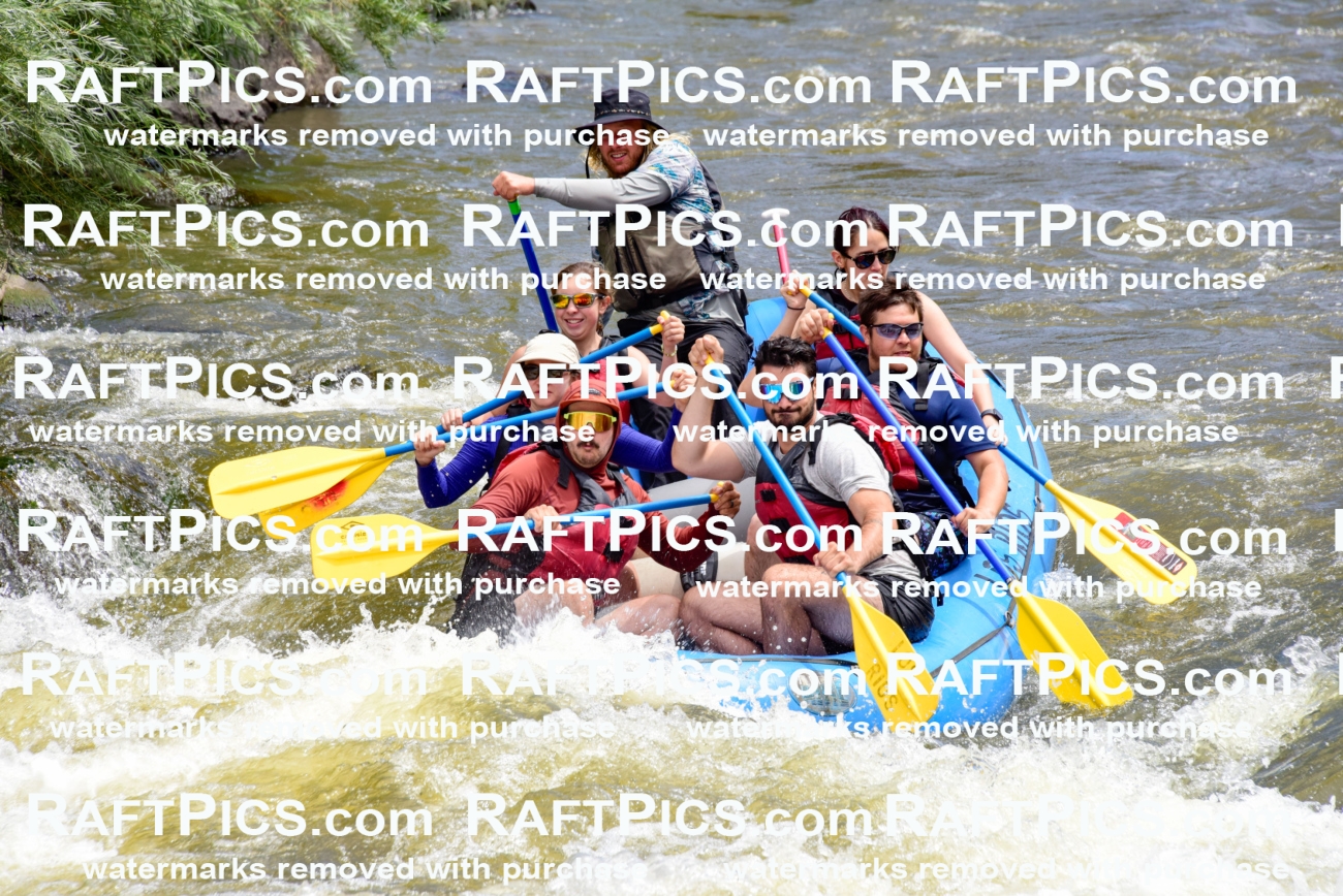 006883_RaftPics_July2_LosRios_Racecourse_PM_LA-Zack_LES7356