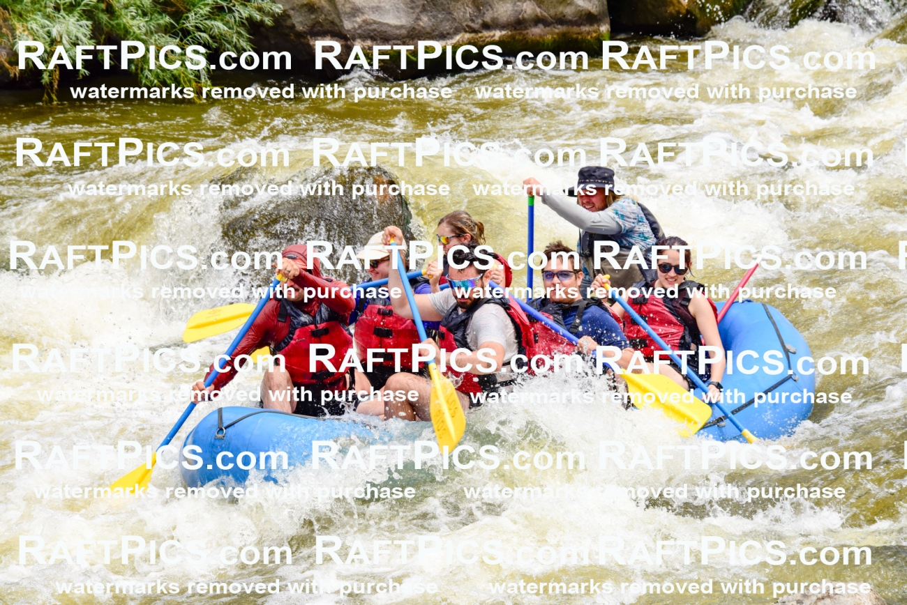 006899_RaftPics_July2_LosRios_Racecourse_PM_LA-Zack_LES7372