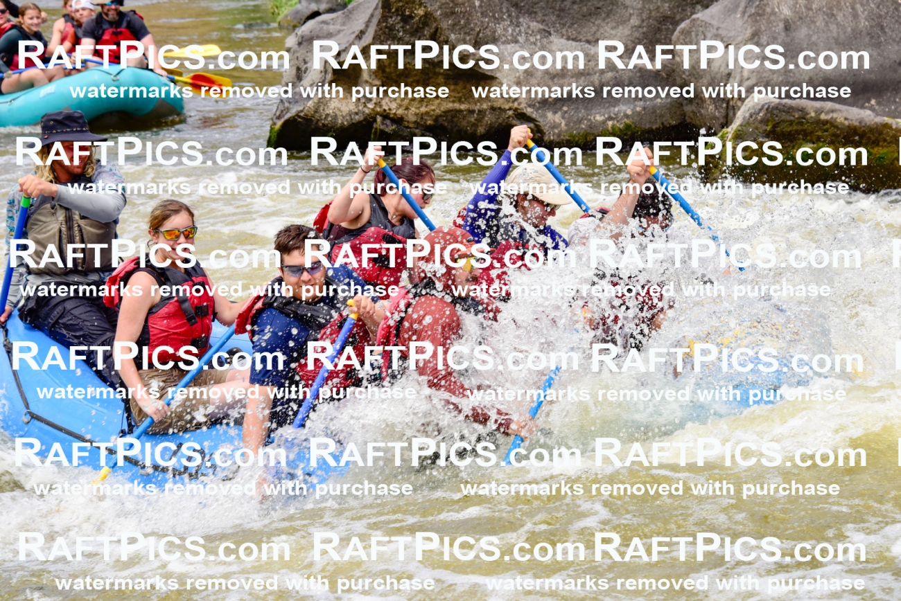 006910_RaftPics_July2_LosRios_Racecourse_PM_LA-Zack_LES7442