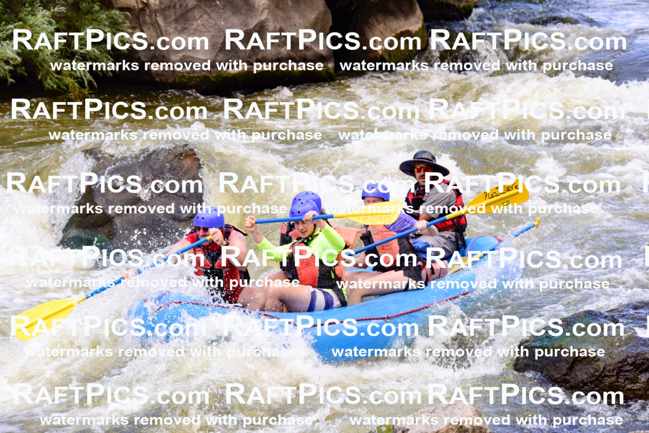 007058_RaftPics_July3_New-Wave_Racecourse_Fullday_LA-Elias_LES7488