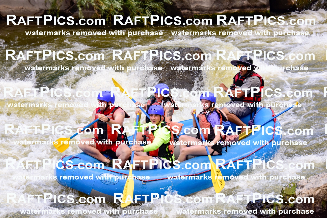 007060_RaftPics_July3_New-Wave_Racecourse_Fullday_LA-Elias_LES7490