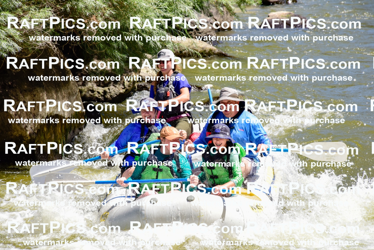 001391-July-9_BIG-RIVER_RAFT-Pics_Racecourse-AM_LA_MAGS_LES7824