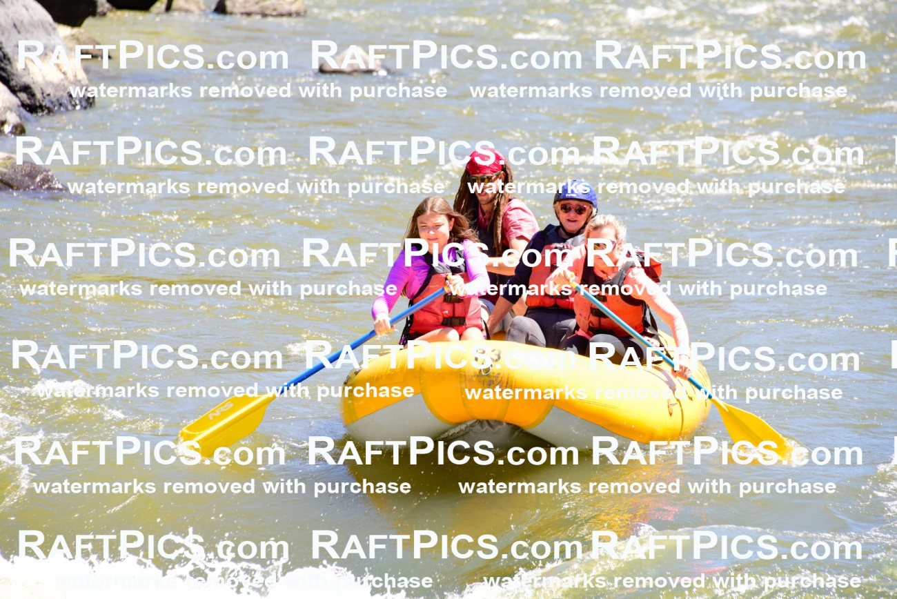 001527-July-9_LOS-RIOS_RAFT-Pics_Racecourse-AM_LA_EMILY-RACHEL_LES7889