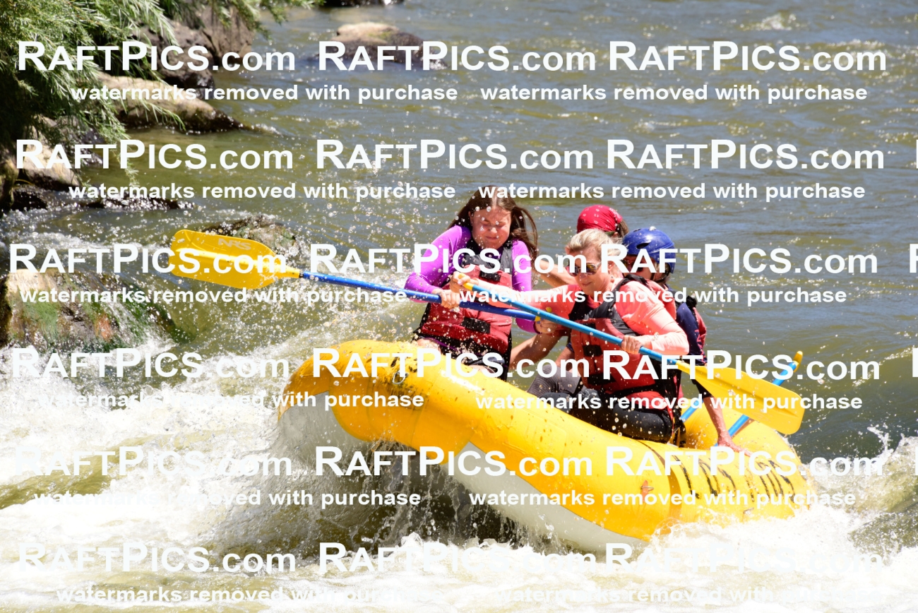 001533-July-9_LOS-RIOS_RAFT-Pics_Racecourse-AM_LA_EMILY-RACHEL_LES7895