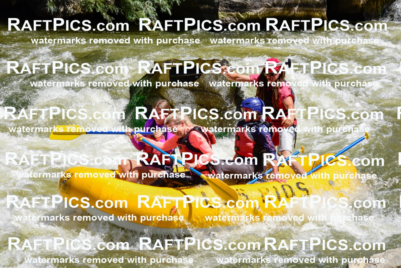 001546-July-9_LOS-RIOS_RAFT-Pics_Racecourse-AM_LA_EMILY-RACHEL_LES7908