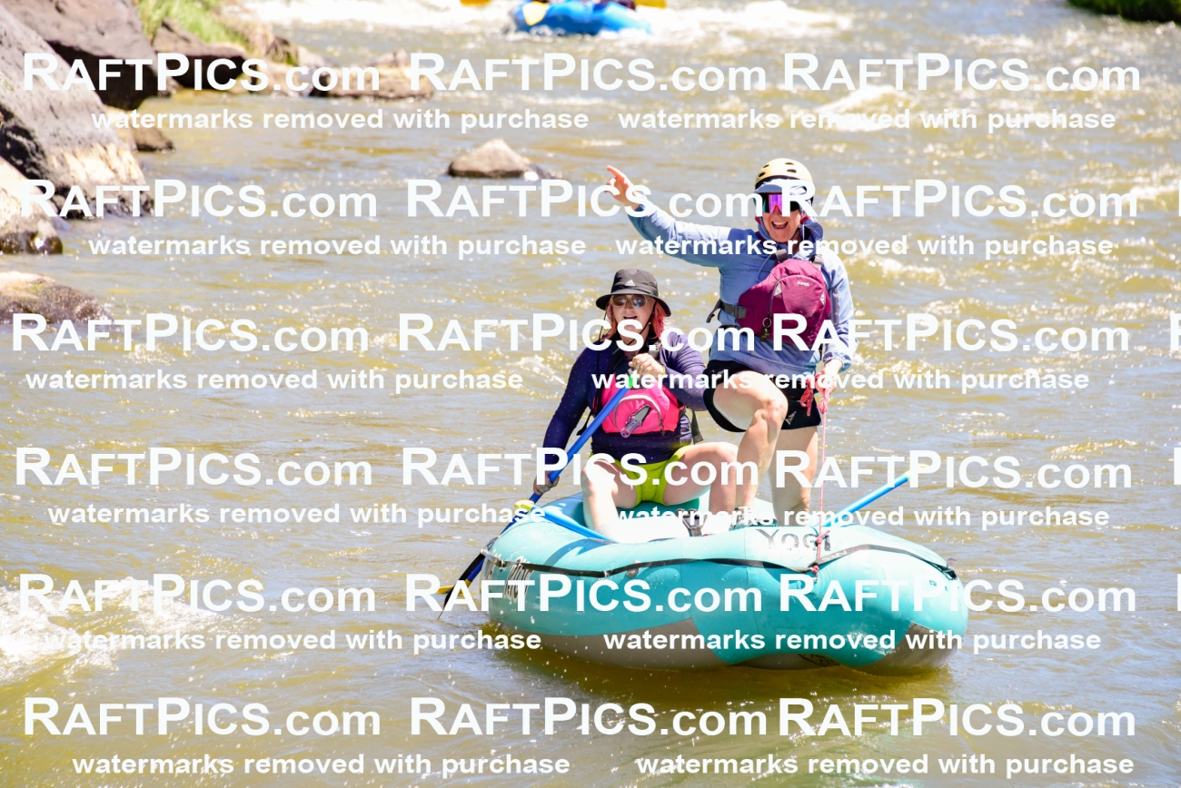 007086_RaftPics_July-9_Los-Rios_Racecourse_AM_LA-Emily-Rachel_LES7916