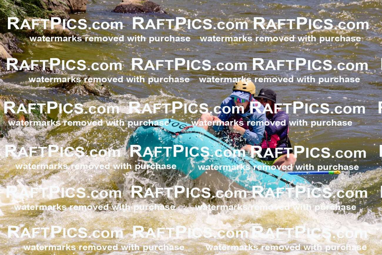 007093_RaftPics_July-9_Los-Rios_Racecourse_AM_LA-Emily-Rachel_LES7923