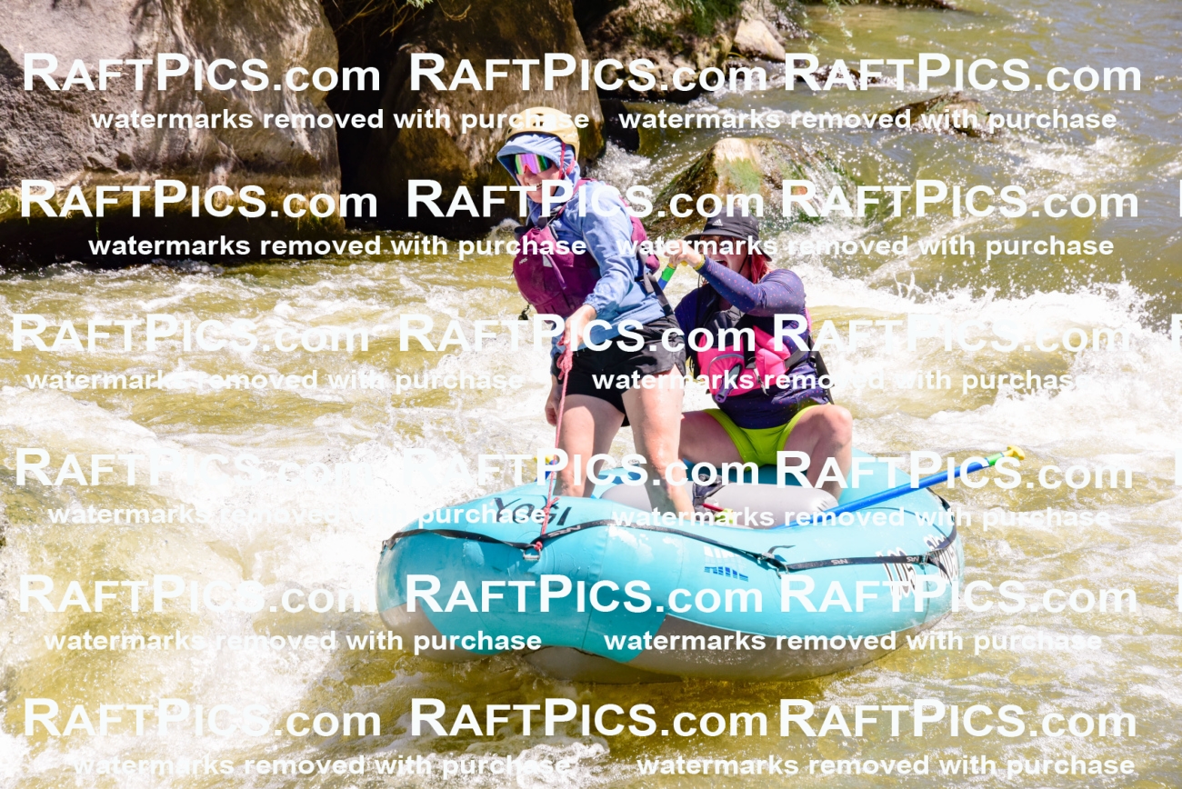 007101_RaftPics_July-9_Los-Rios_Racecourse_AM_LA-Emily-Rachel_LES7931