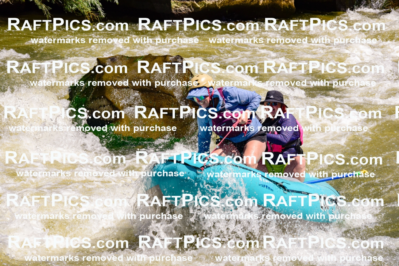 007106_RaftPics_July-9_Los-Rios_Racecourse_AM_LA-Emily-Rachel_LES7936